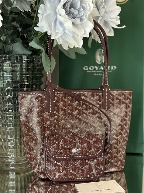 goyard saint louis junior|Meer.